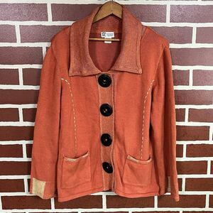 Beautiful Glenmont Design Orange Women’s Medium Sweater Large Buttons Lagenlook